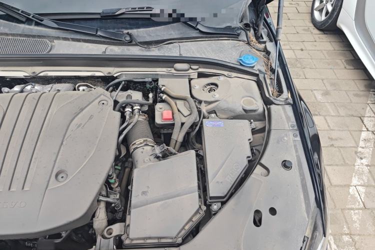 Used Volvo S90 2025 B5 Zhiya Luxury Edition Engine Bay Left