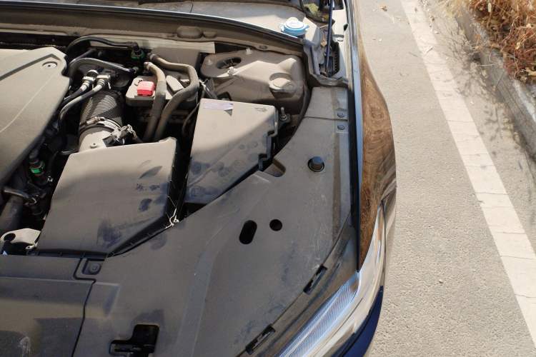Used Volvo S90 2025 B5 Zhiya Luxury Edition Engine Bay Left