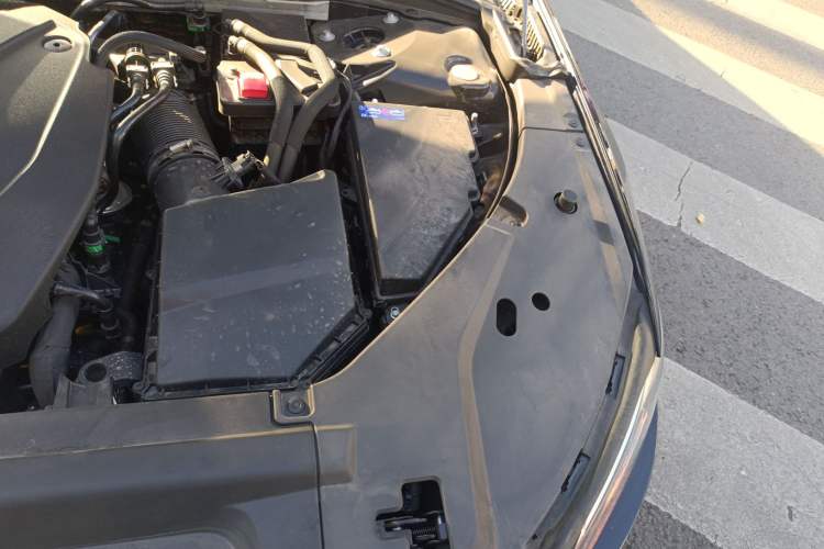 Used Volvo S90 2025 B5 Zhiyuan Luxury Edition Engine Bay Left