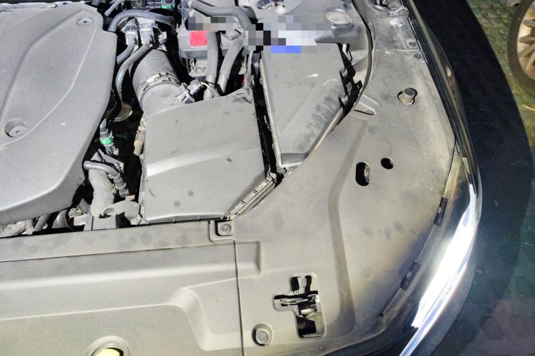 Used Volvo S90 2025 B5 Zhiyuan Luxury Edition Engine Bay Left
