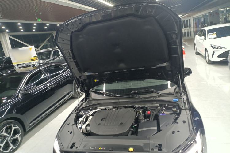 Used Volvo S90 2025 B5 Zhiya Luxury Edition Engine Bay