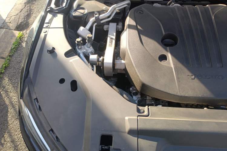 Used Volvo S90 2025 B5 Zhiyuan Luxury Edition Engine Bay Right