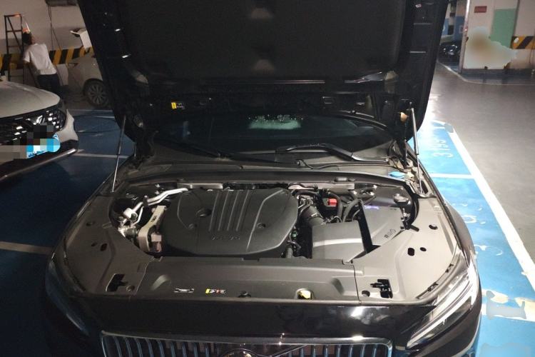 Used Volvo S90 2025 B5 Zhiyuan Luxury Edition Engine Bay