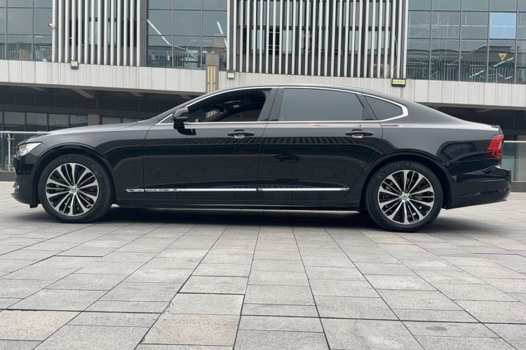 Used Volvo S90 2025 B5 Zhiyi Luxury Edition Exterior 1