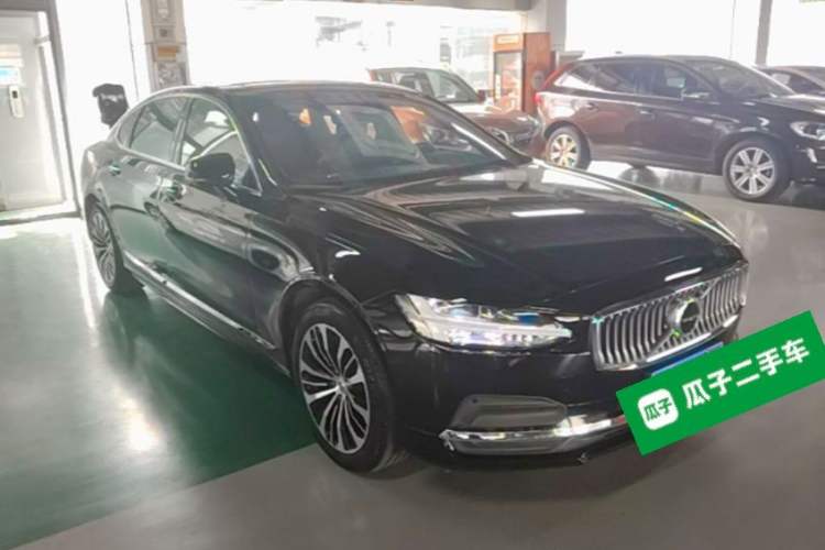 Used Volvo S90 2025 B5 Zhiyi Luxury Edition Exterior 1