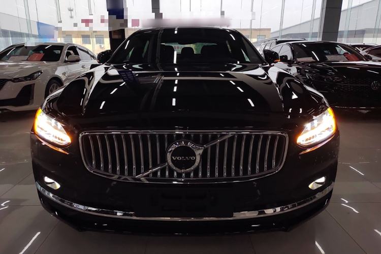 Used Volvo S90 2025 B5 Zhiya Luxury Edition Exterior 1