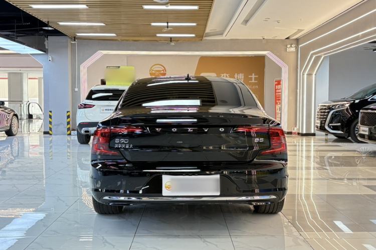 Used Volvo S90 2025 B5 Zhiya Luxury Edition Exterior 1