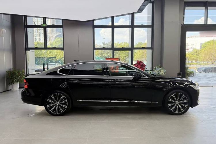 Used Volvo S90 2025 B5 Zhiya Luxury Edition Exterior 1