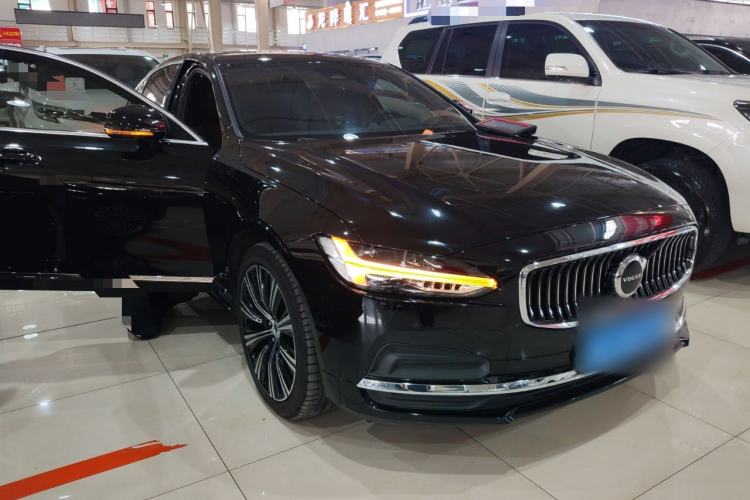 Used Volvo S90 2025 B5 Zhiyuan Luxury Edition Exterior 1