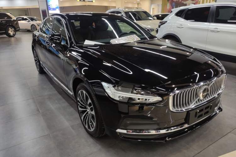 Used Volvo S90 2025 B5 Zhiyi Luxury Edition Exterior 1