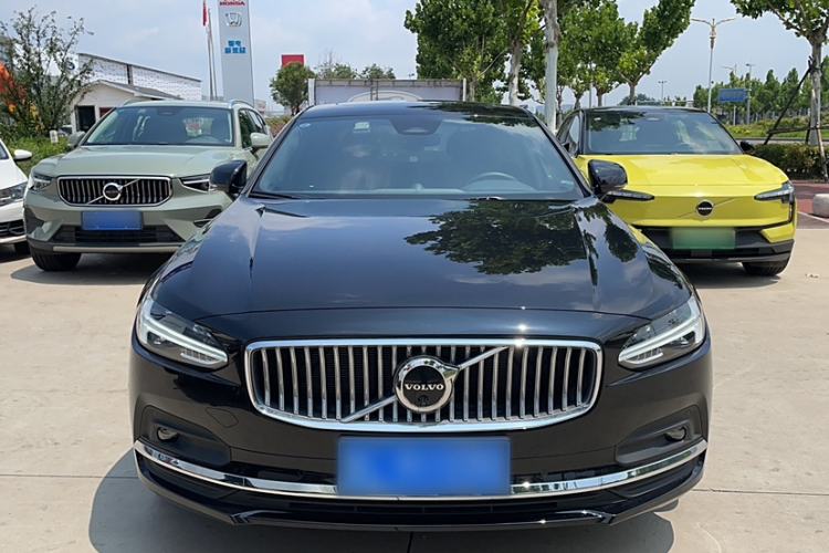 Used Volvo S90 2025 B5 Zhiya Luxury Edition Exterior 1