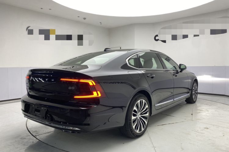 Used Volvo S90 2025 B5 Zhiyi Luxury Edition Exterior 2