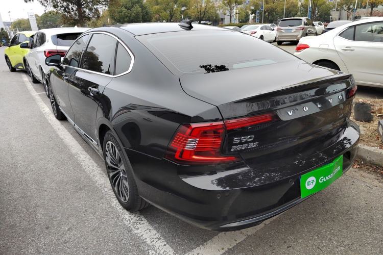 Used Volvo S90 2025 B5 Zhiyi Luxury Edition Exterior 2