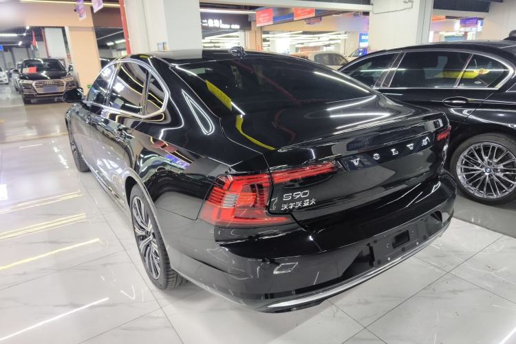 Used Volvo S90 2025 B5 Zhiyuan Luxury Edition Exterior 2