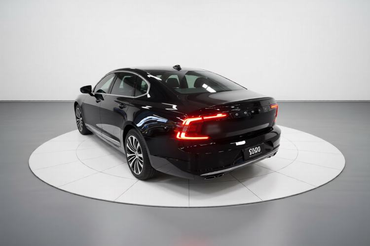 Used Volvo S90 2025 B5 Zhiyi Luxury Edition Exterior 2
