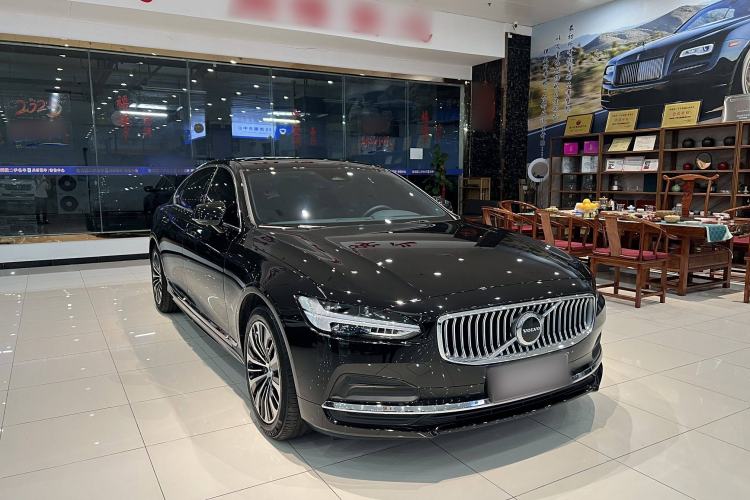 Used Volvo S90 2025 B5 Zhiyi Luxury Edition Exterior 2