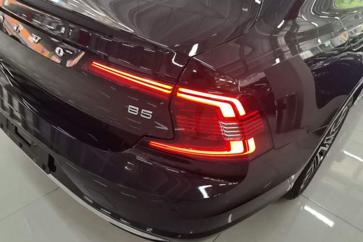Used Volvo S90 2025 B5 Zhiyi Luxury Edition Exterior 3