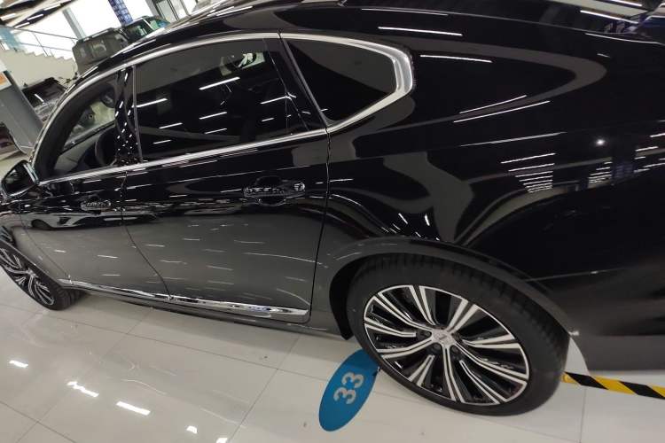 Used Volvo S90 2025 B5 Zhiya Luxury Edition Exterior 3