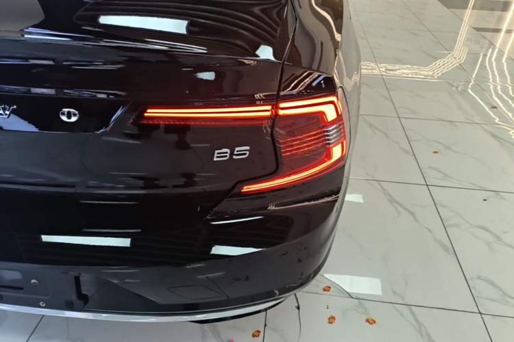 Used Volvo S90 2025 B5 Zhiya Luxury Edition Exterior 3