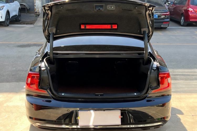 Used Volvo S90 2025 B5 Zhiya Luxury Edition Exterior 3