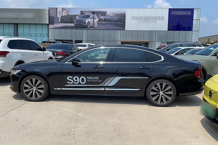 Used Volvo S90 2025 B5 Zhiya Luxury Edition Exterior 3
