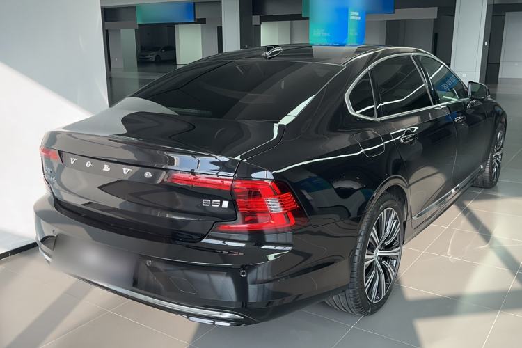 Used Volvo S90 2025 B5 Zhiyuan Luxury Edition Exterior 3