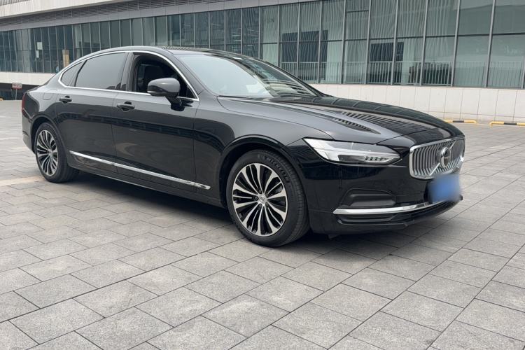 Used Volvo S90 2025 B5 Zhiyi Luxury Edition Exterior 4