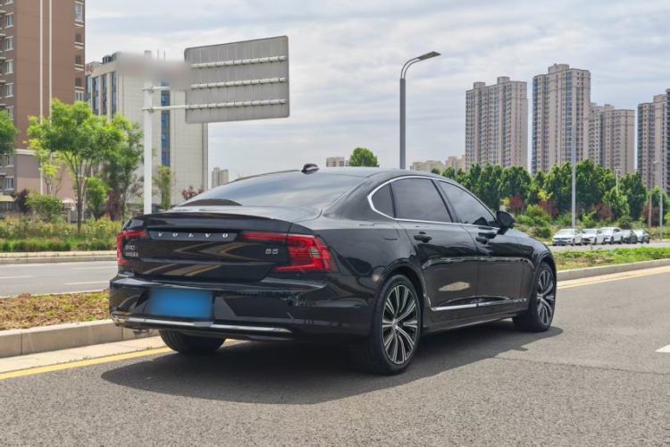 Used Volvo S90 2025 B5 Zhiyuan Luxury Edition Exterior 4