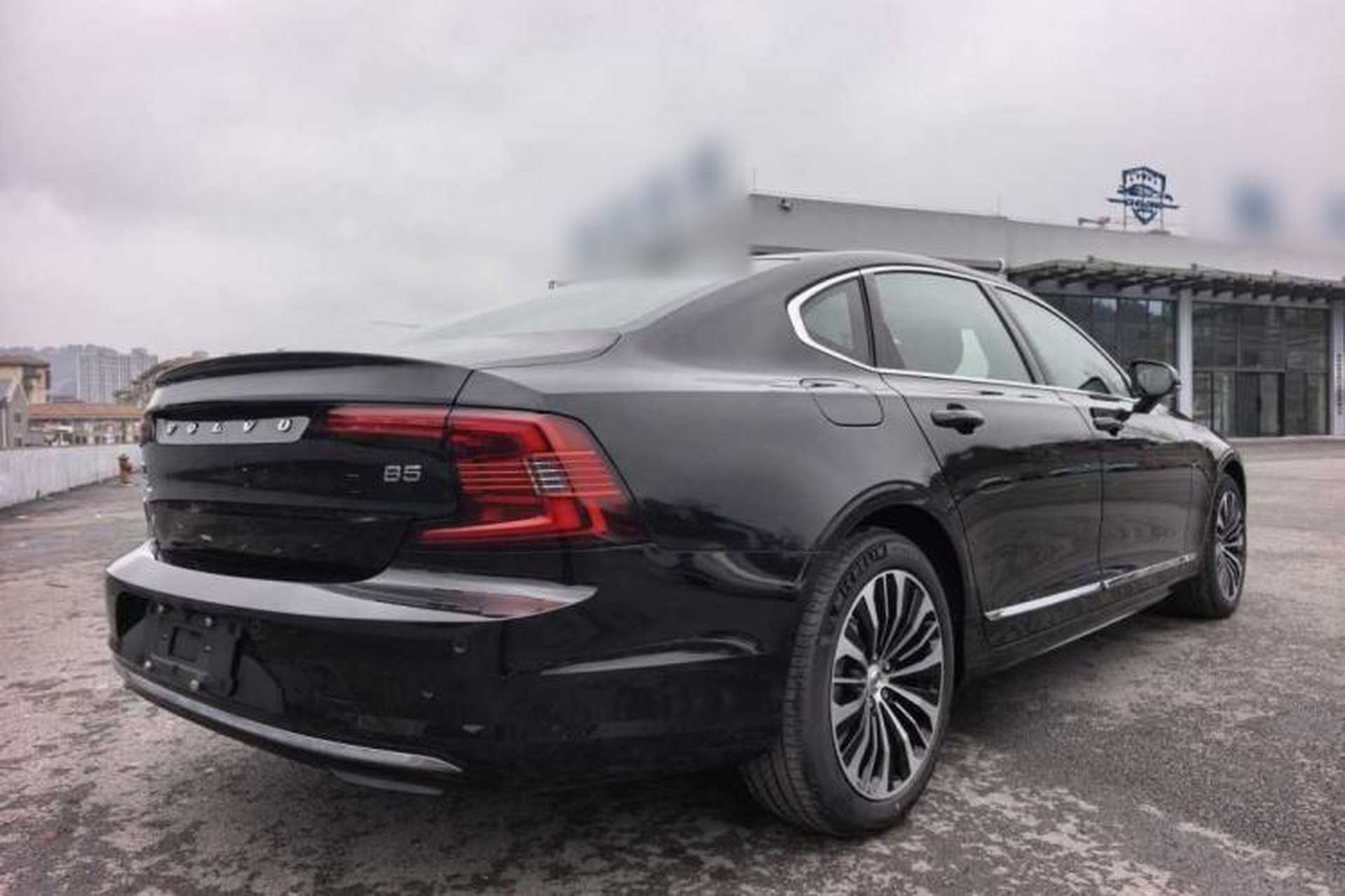 Used Volvo S90 2025 B5 Zhiyi Luxury Edition Exterior 4