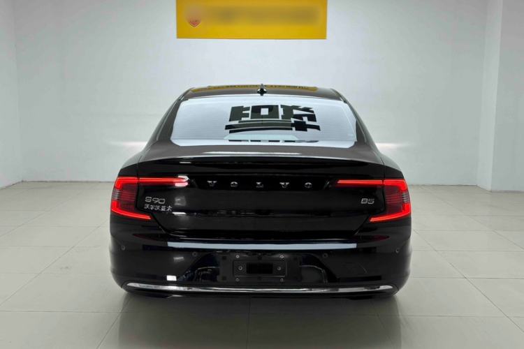 Used Volvo S90 2025 B5 Zhiyi Luxury Edition Exterior 4