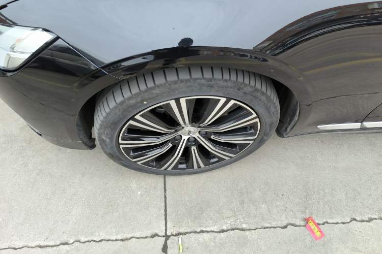 Used Volvo S90 2025 B5 Zhiyuan Luxury Edition Exterior 4