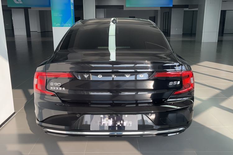 Used Volvo S90 2025 B5 Zhiyuan Luxury Edition Exterior 4
