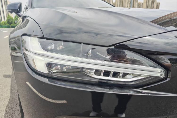 Used Volvo S90 2025 B5 Zhiyuan Luxury Edition Exterior 5