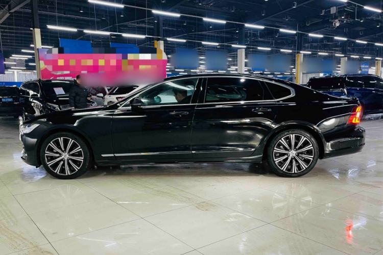 Used Volvo S90 2025 B5 Zhiyuan Luxury Edition Exterior 5