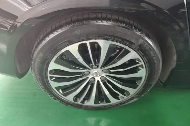 Used Volvo S90 2025 B5 Zhiyi Luxury Edition Exterior 5