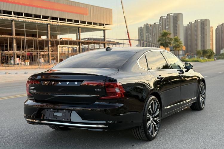 Used Volvo S90 2025 B5 Zhiyuan Luxury Edition Exterior 5