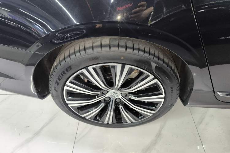 Used Volvo S90 2025 B5 Zhiyuan Luxury Edition Exterior 5