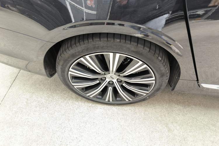 Used Volvo S90 2025 B5 Zhiyuan Luxury Edition Exterior 5