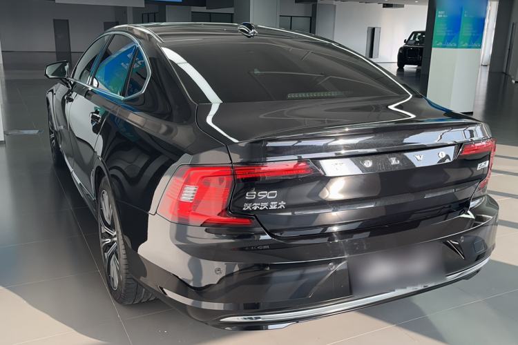 Used Volvo S90 2025 B5 Zhiyuan Luxury Edition Exterior 5