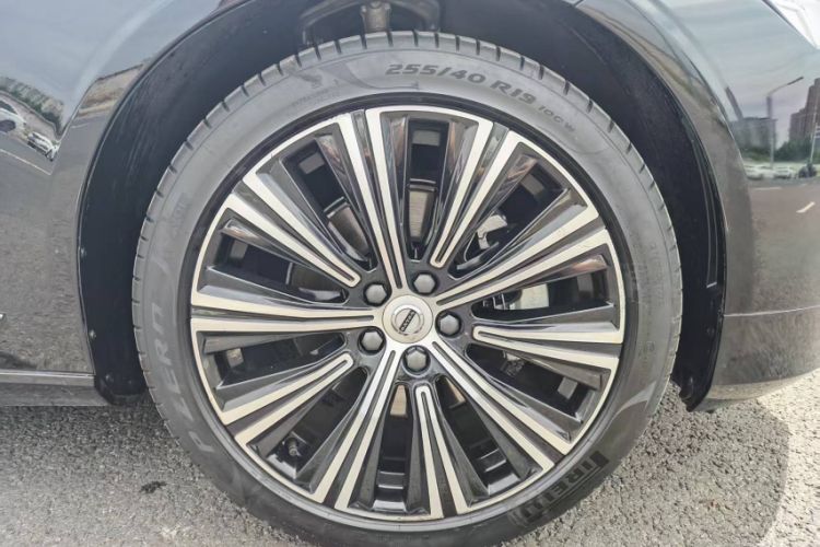 Used Volvo S90 2025 B5 Zhiyuan Luxury Edition Exterior 6