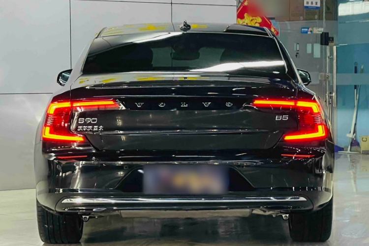 Used Volvo S90 2025 B5 Zhiyuan Luxury Edition Exterior 6