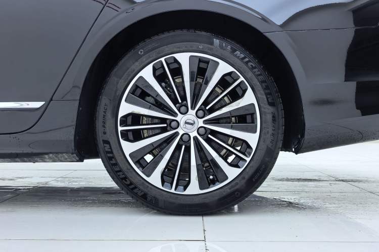Used Volvo S90 2025 B5 Zhiyi Luxury Edition Exterior 6