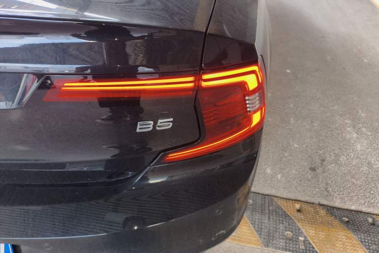 Used Volvo S90 2025 B5 Zhiya Luxury Edition Exterior 6