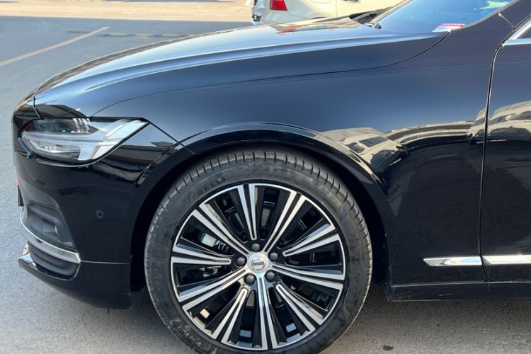 Used Volvo S90 2025 B5 Zhiya Luxury Edition Exterior 6
