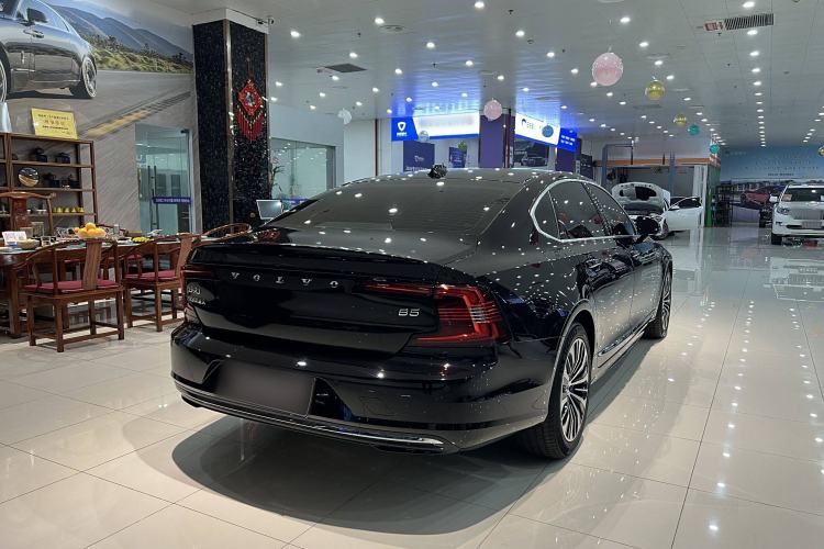Used Volvo S90 2025 B5 Zhiyi Luxury Edition Exterior 7