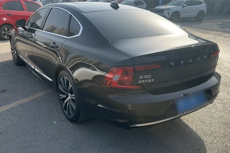 Used Volvo S90 2025 B5 Zhiyuan Luxury Edition Exterior 8