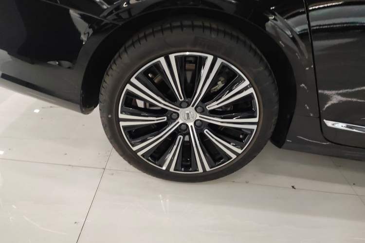 Used Volvo S90 2025 B5 Zhiya Luxury Edition Exterior 8