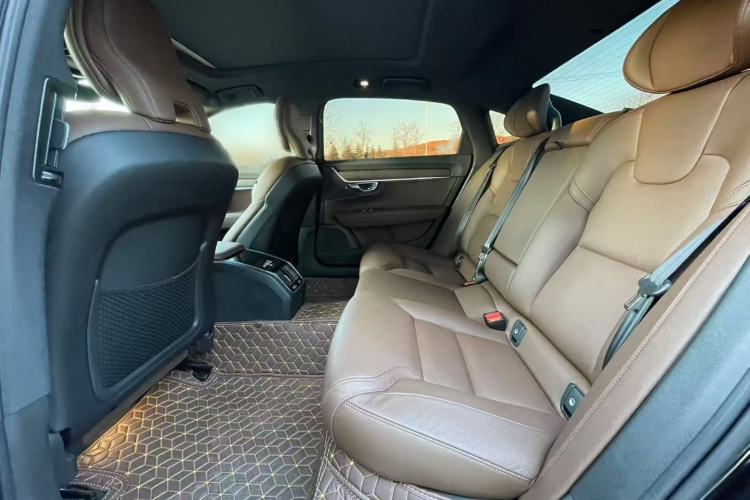 Used Volvo S90 2025 B5 Zhiyuan Luxury Edition Exterior 8