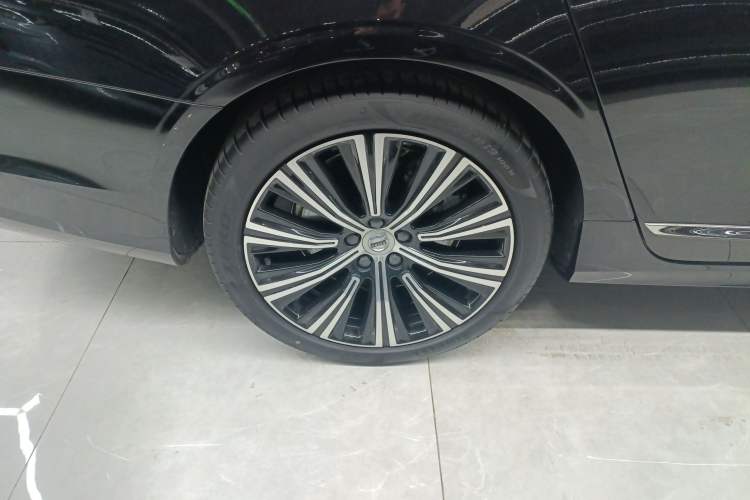 Used Volvo S90 2025 B5 Zhiya Luxury Edition Exterior 8