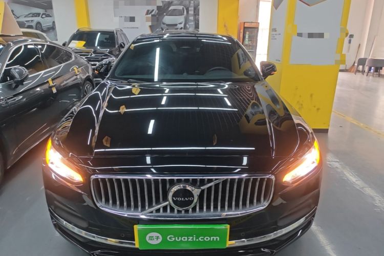 Used Volvo S90 2025 B5 Zhiyuan Luxury Edition Front